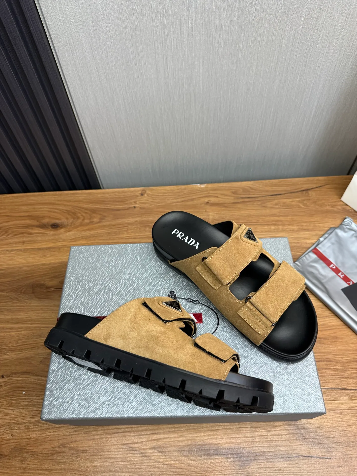 Men's shoes 💰440💰 ＰＲＡＤＡPrada - popular men's slippers hot sale 🔥 🩴Official website one to one production 38-45 sizes 45 46 🉑️Customized!